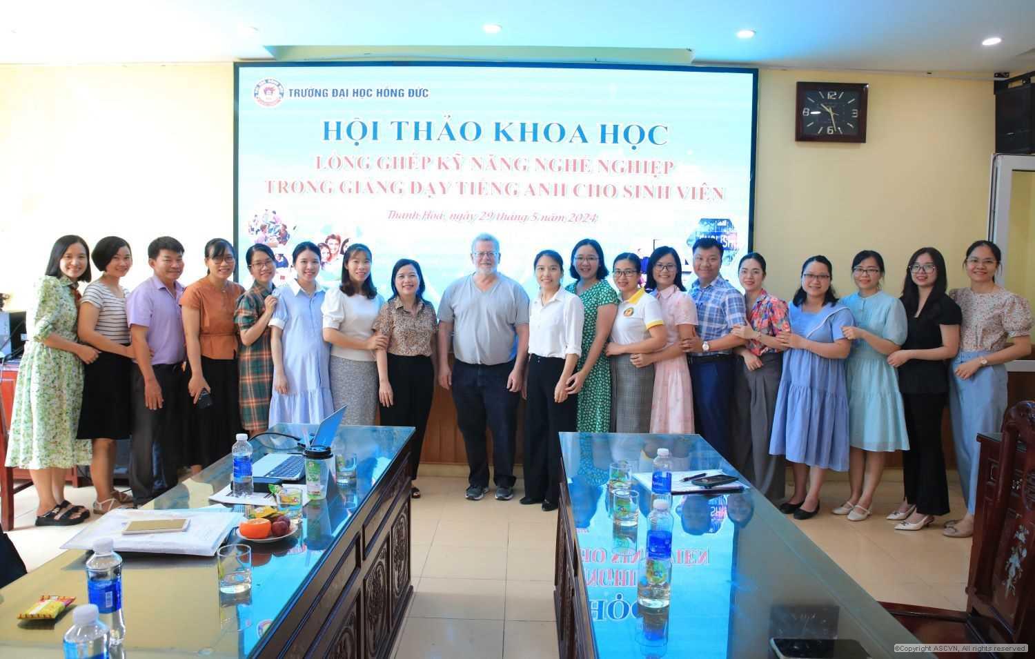 Hội thảo khoa học “lồng ghép kỹ năng nghề nghiệp trong giảng dạy tiếng anh cho sinh viên”